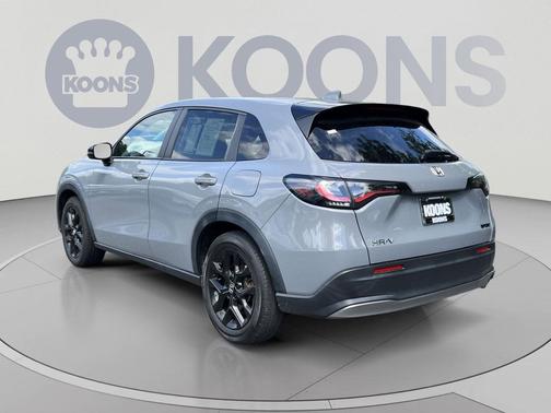 Urban Gray Pearl 2023 Honda HR-V AWD Sport