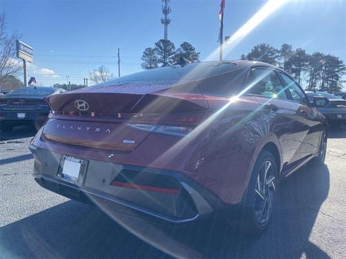 2024 Hyundai ELANTRA HEV Limited