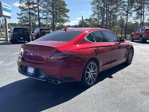 2023 Genesis G70 2.0T