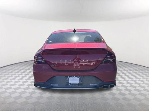 2023 Genesis G70 2.0T