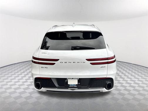 2025 Genesis GV70 2.5T