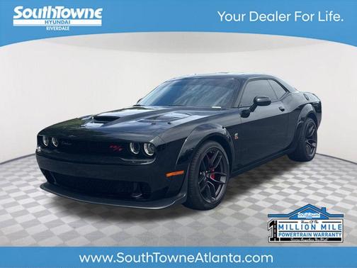 Pitch Black Clearcoat 2022 Dodge Challenger R/T Scat Pack