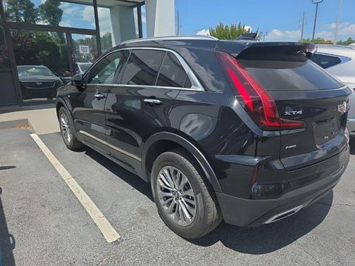 Stellar Black Metallic 2025 Cadillac XT4 Premium Luxury