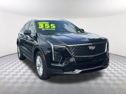Stellar Black Metallic 2025 Cadillac XT4 Premium Luxury