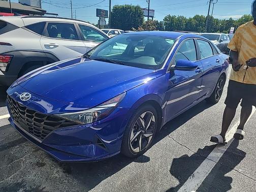 2023 Hyundai ELANTRA SEL