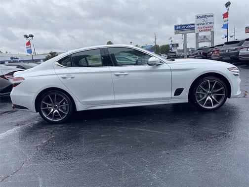 2025 Genesis G70 2.5T