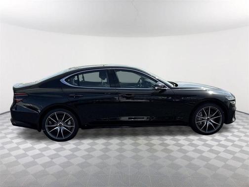 2025 Genesis G70 2.5T
