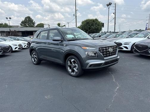 2025 Hyundai VENUE SEL