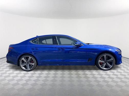 2025 Genesis G70 2.5T