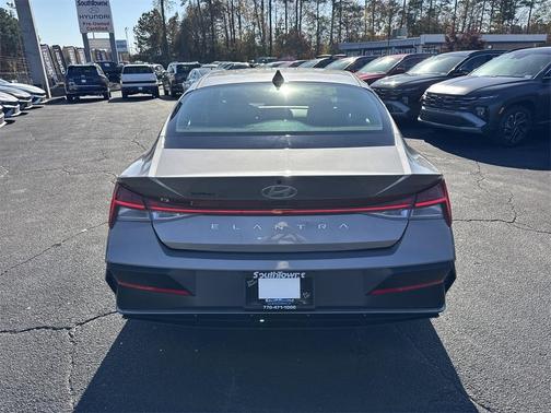 2025 Hyundai ELANTRA SEL Convenience