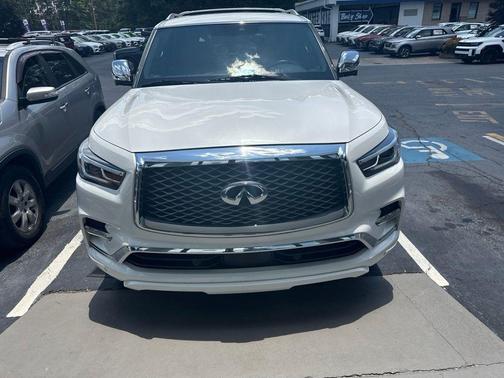 Moonstone White 2022 INFINITI QX80 SENSORY