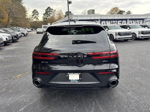 2025 Genesis GV70 2.5T