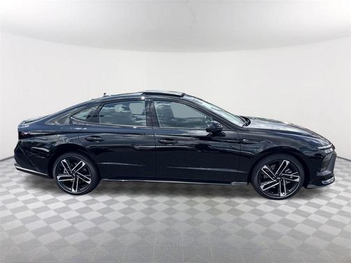 2025 Hyundai SONATA N Line