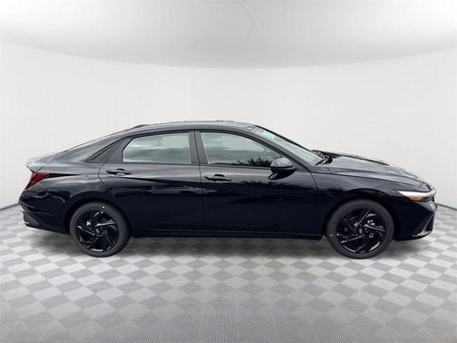 2026 Hyundai ELANTRA SEL