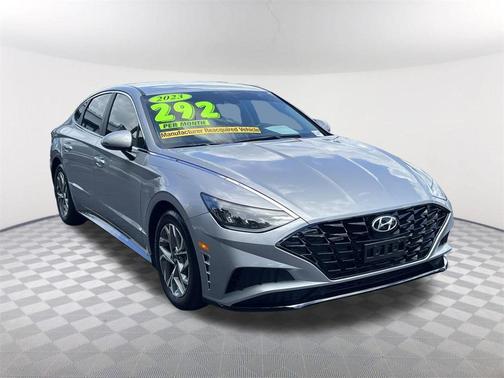 2023 Hyundai SONATA SEL