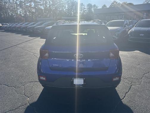 2024 Hyundai VENUE Limited