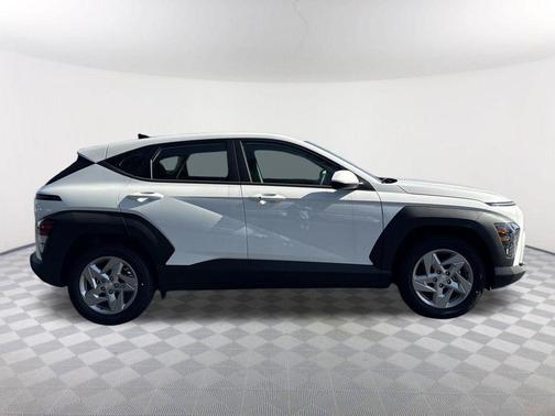 Atlas 2026 Hyundai KONA SE
