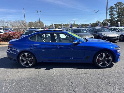2025 Genesis G70 2.5T