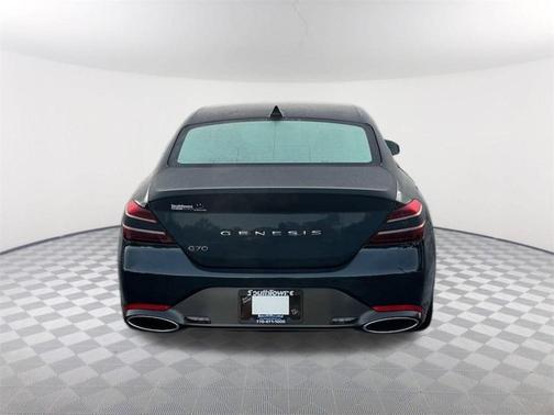 2025 Genesis G70 2.5T