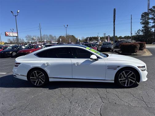 2025 Genesis G80 2.5T