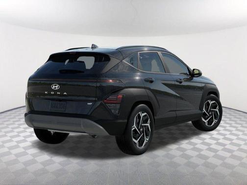 Abyss Black Pearl 2027 Hyundai KONA SEL