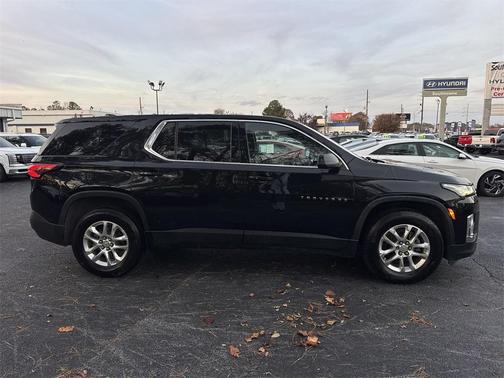 2022 Chevrolet Traverse LS