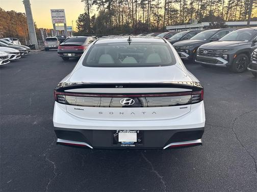 2026 Hyundai SONATA Hybrid Blue