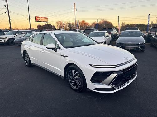 2026 Hyundai SONATA Hybrid Blue