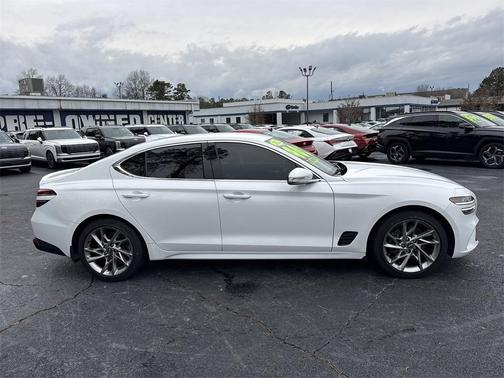 2022 Genesis G70 2.0T