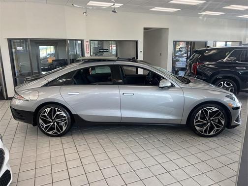 2025 Hyundai IONIQ 6 Limited
