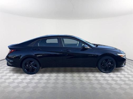 2026 Hyundai ELANTRA SEL