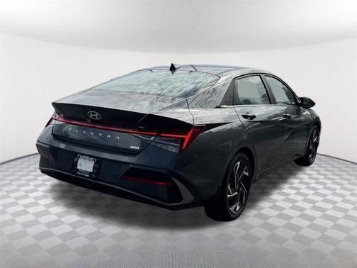 2024 Hyundai ELANTRA HEV Limited