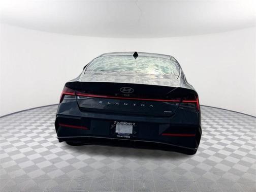 2024 Hyundai ELANTRA HEV Limited