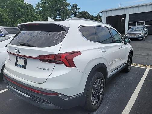 2022 Hyundai SANTA FE HEV SEL Premium