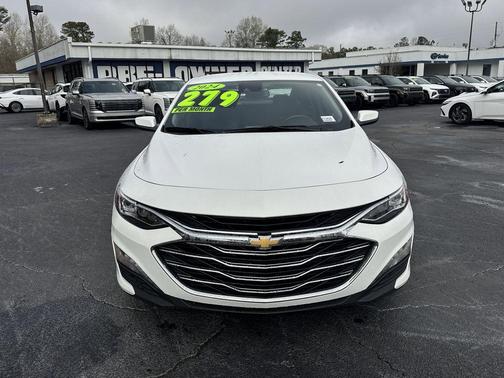 2024 Chevrolet Malibu 2LT