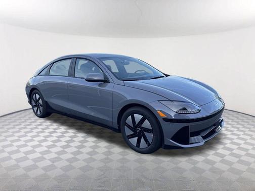 2025 Hyundai IONIQ 6 SE
