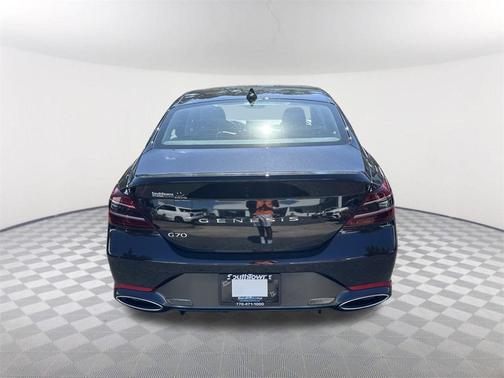 2025 Genesis G70 2.5T