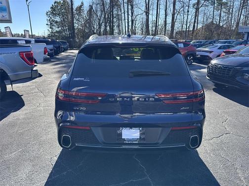 2025 Genesis GV70 2.5T