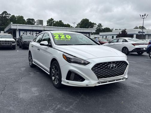 Quartz White Pearl 2018 Hyundai SONATA Limited 2.0T