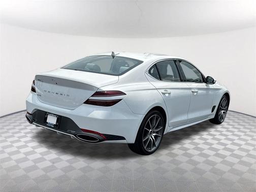 2025 Genesis G70 2.5T