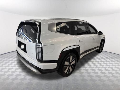2026 Hyundai IONIQ 9 SEL