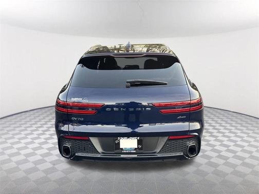 2024 Genesis GV70 2.5T