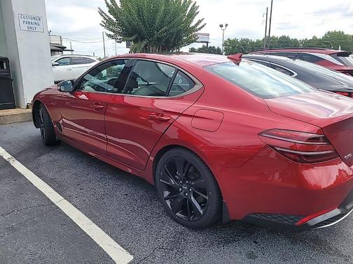 2023 Genesis G70 2.0T
