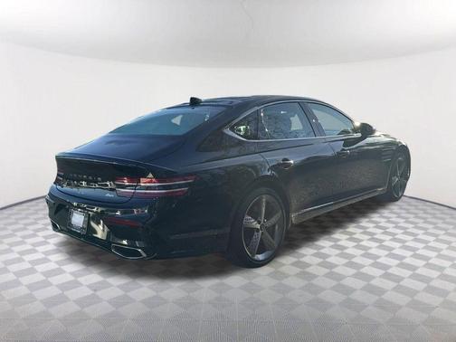 2025 Genesis G80 2.5T