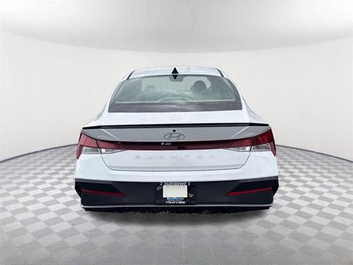 2026 Hyundai ELANTRA SEL