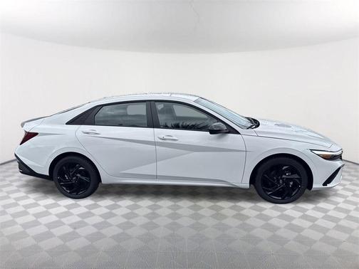 2026 Hyundai ELANTRA SEL