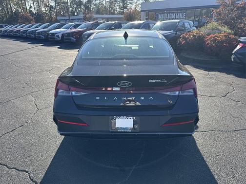 2026 Hyundai ELANTRA SEL