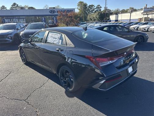 2026 Hyundai ELANTRA SEL