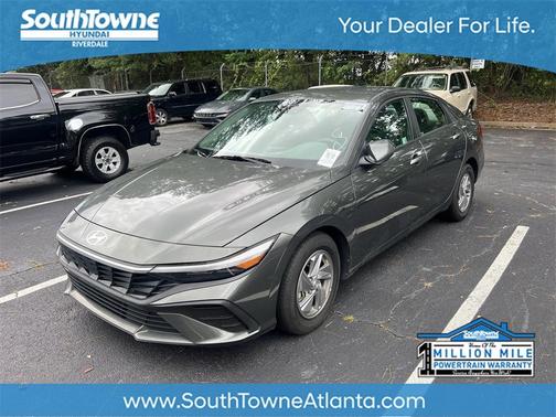 2024 Hyundai ELANTRA SE