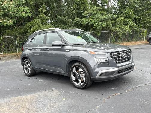 2023 Hyundai VENUE SEL